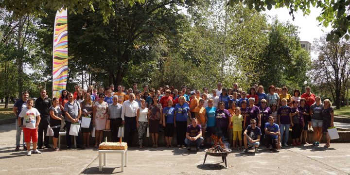 ДОБРОВОЛЧЕСКИЯТ ЛАГЕР ЗАПАЛИ ИСКРАТА НА ДОБРОТО В ГРАД ЛЕВСКИ
